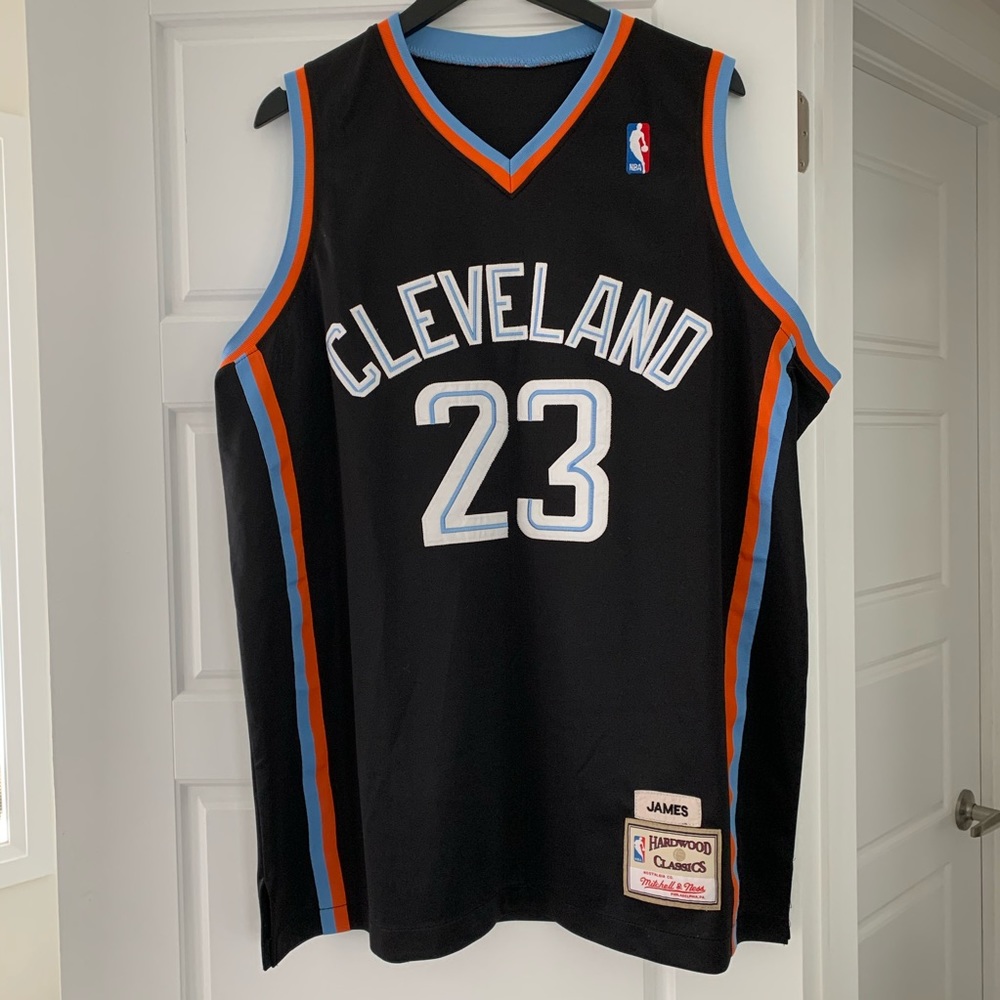 LeBron James Vintage Cavs Mitchell & Ness jersey